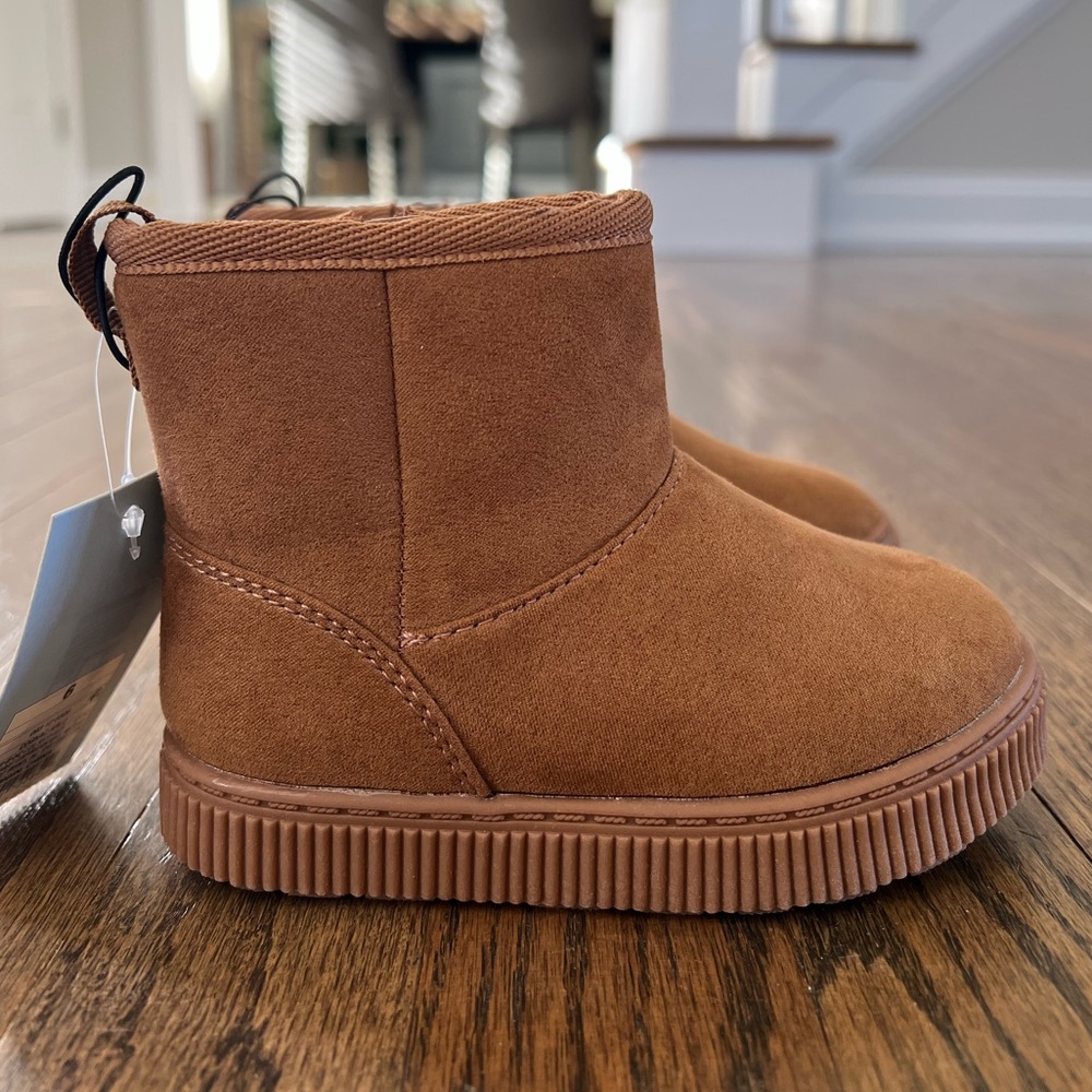 NWT Cat & Jack Arlo Booties - Cognac - Size 6T